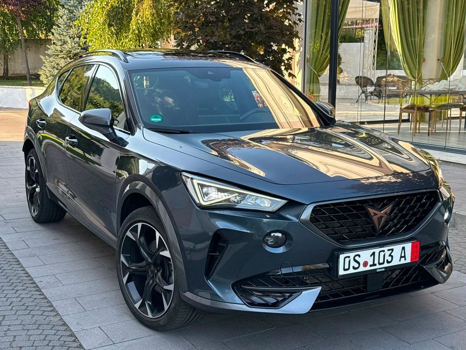 Cupra Formentor VZ 2.0 TDI/ 4Drive 4X4/ DSG/ Cockpit / CarPlay /Matrix Full LED/ PANO