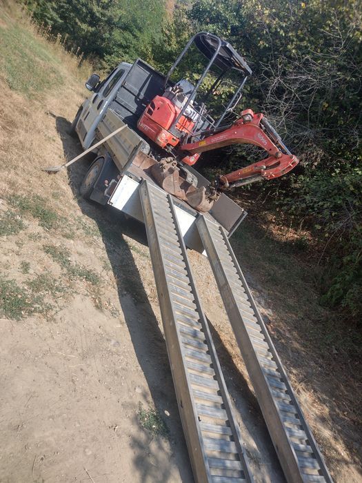 Construcții/Renovări/Covoare de piatra și rășină