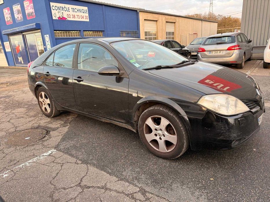 Nissan Primera 140 cai motor pe Lant