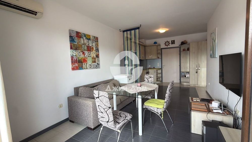 Продава се Двустаен апартамент в Черноморец - 70 кв.м за 2029 €/кв.м - Снимка #1