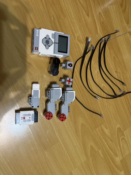 Продам набор электроники ev3