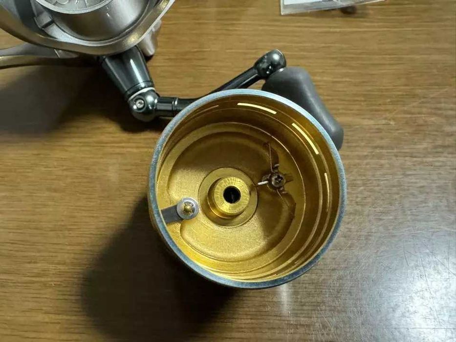 Mulineta spinning/match Shimano Rarenium Ci4+2000 S