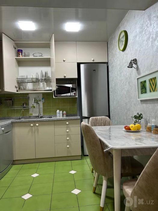 Сдаётся 3-комн Ц-4, 80 м²