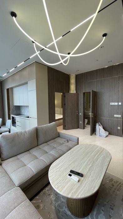 Piramit Tower arenda umniy dom novaya kvartira vse usloviya daje posud