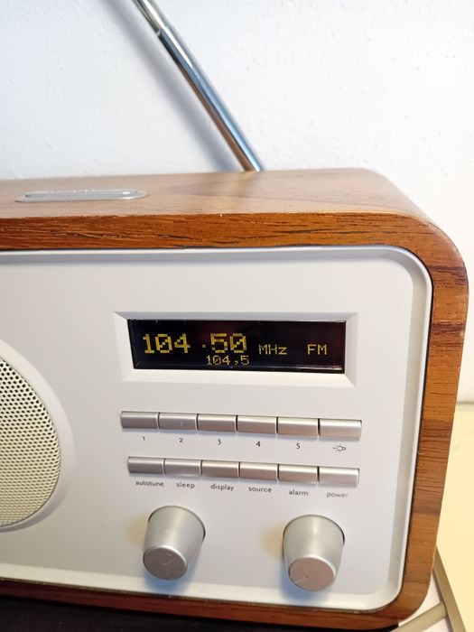 Radio Areon. Pret 100 lei