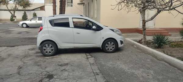 Chevrolet Spark 2013 Р±РµР»С‹Р№