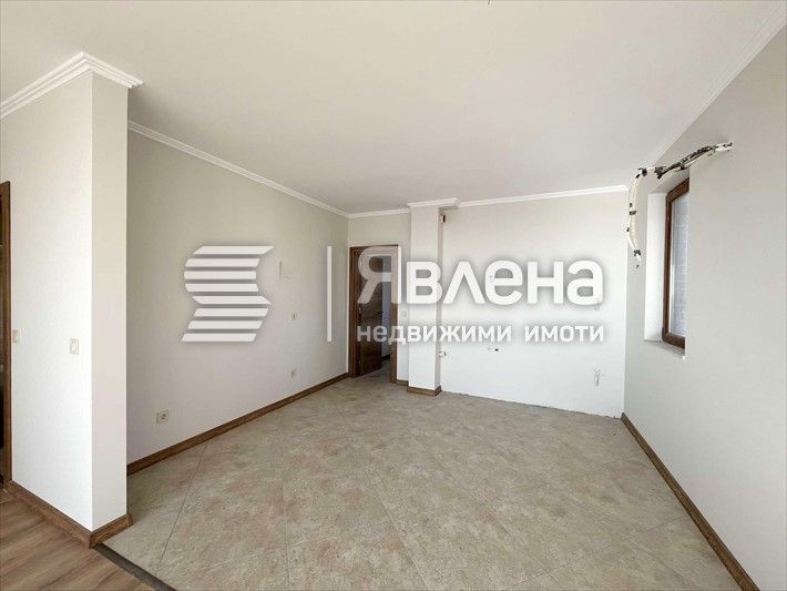 Продава се Тристаен апартамент в Варна, Виница - 133 кв.м за 1755 €/кв.м - Снимка #1