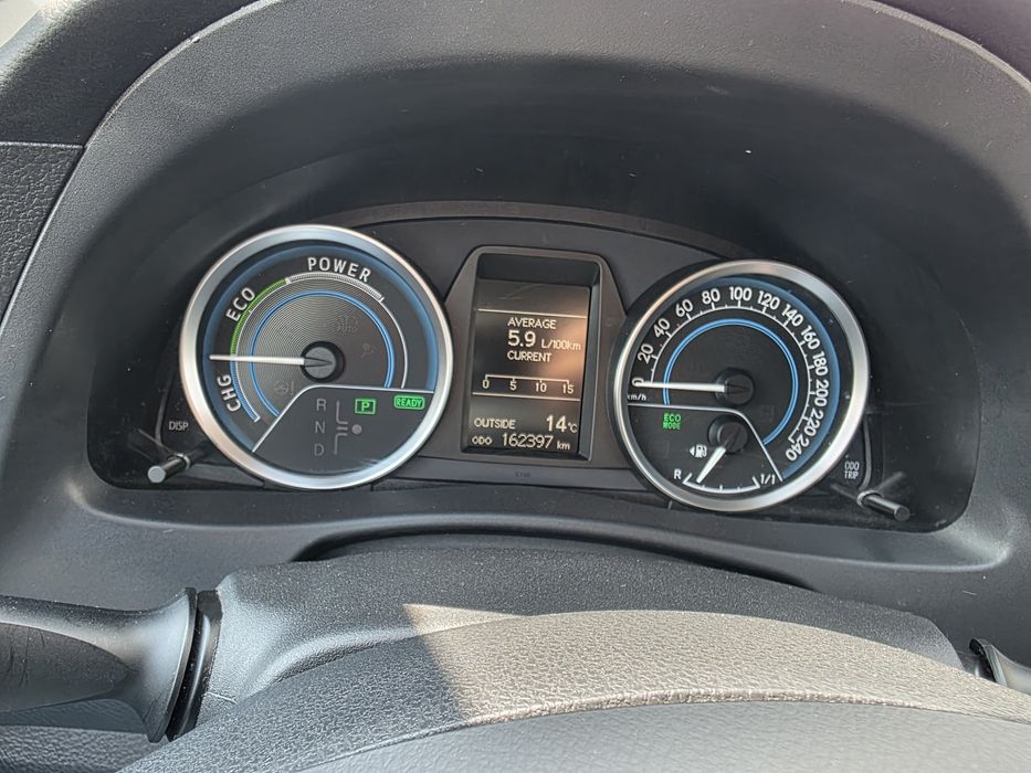 TOYOTA AURIS HYBRID 2014 160.000km