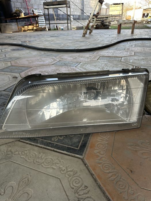 Фара Nissan Maxima (с линзами)
