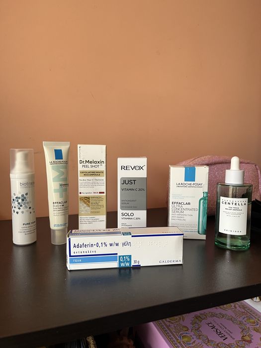 Козметика centella, adapalene, la roche possay, vitamin C