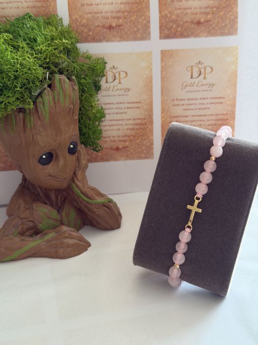 Гривни на конец - естествени камъни и 14К златни топчета