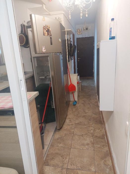 Închiriez apartament