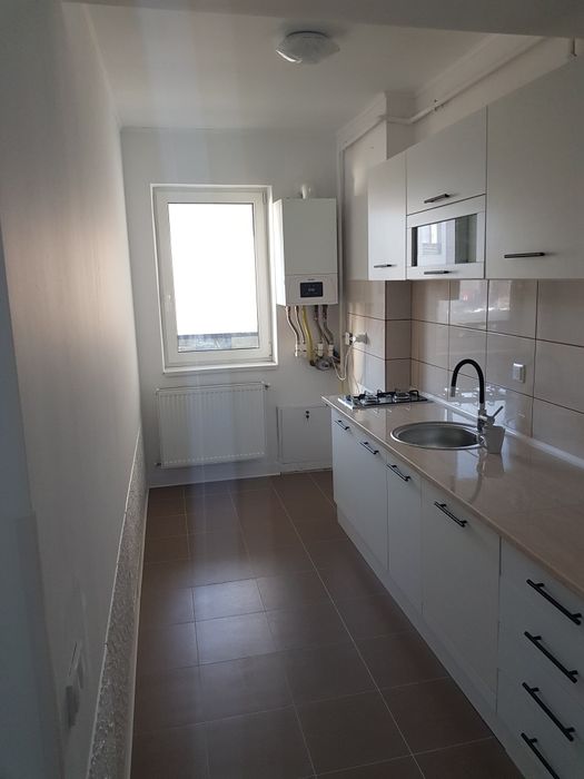 Apartament modern de închiriat