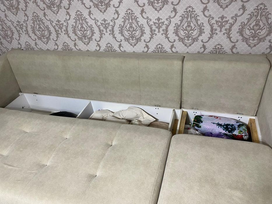 Диван для гостиной