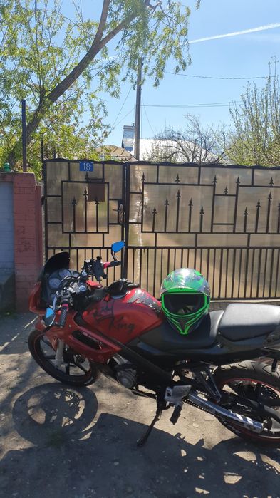 Vând honda cbr 125r 2004