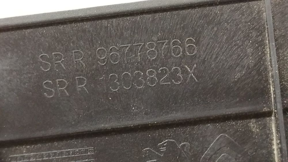 Grila aer bord dreapta 96778766 Peugeot 308 T9 [2013 - 2017]