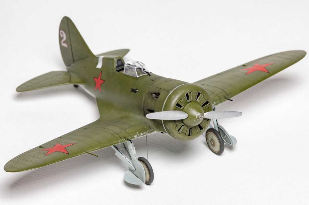 Сборная модель самолета И-16 (Звезда. 1/48)