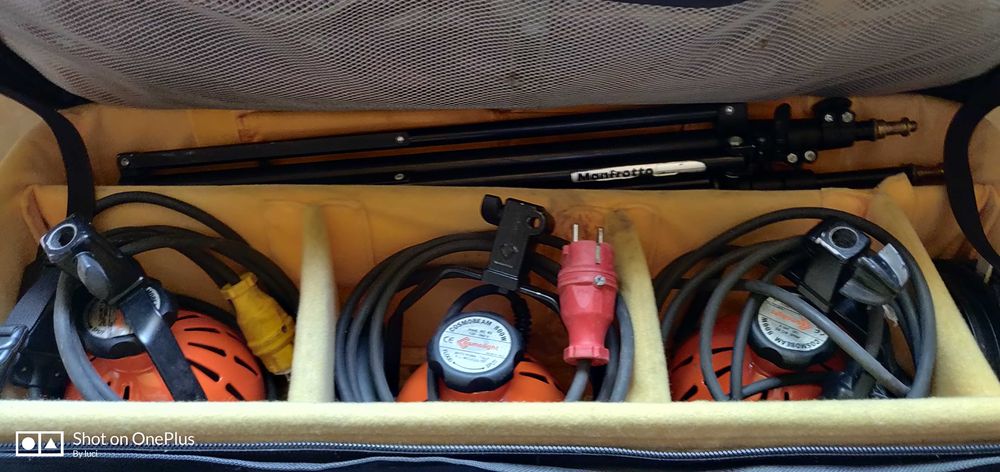 Trusa Lumini Cosmolight Cosmobeam 800w