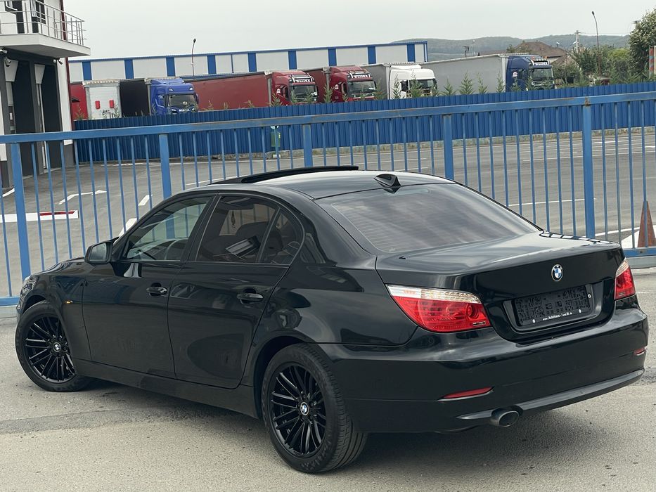 BMW 5 Series 2010 — imagine 5