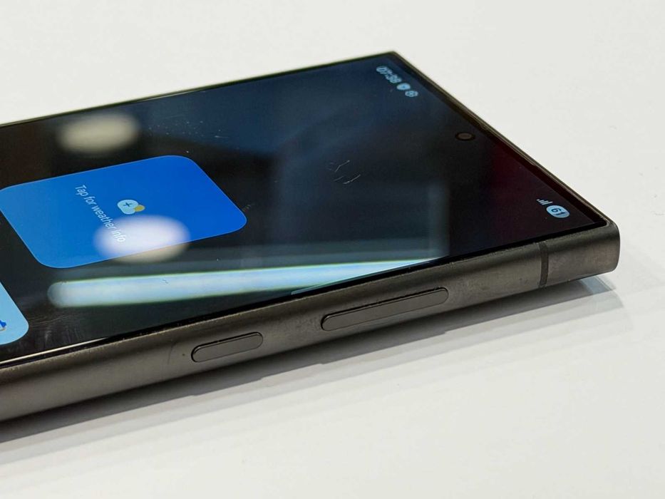 Samsung Galaxy S24 Ultra 5G 256GB 12GB RAM Dual