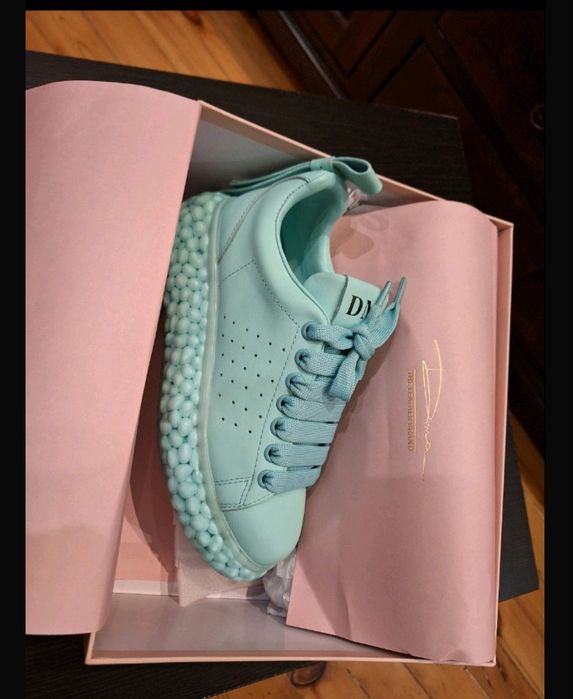 Маратонки кожени