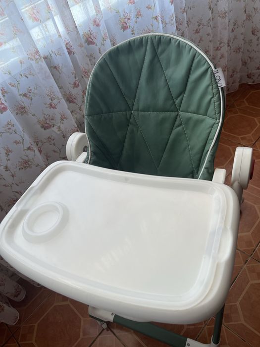 Детский стульчик для кормления