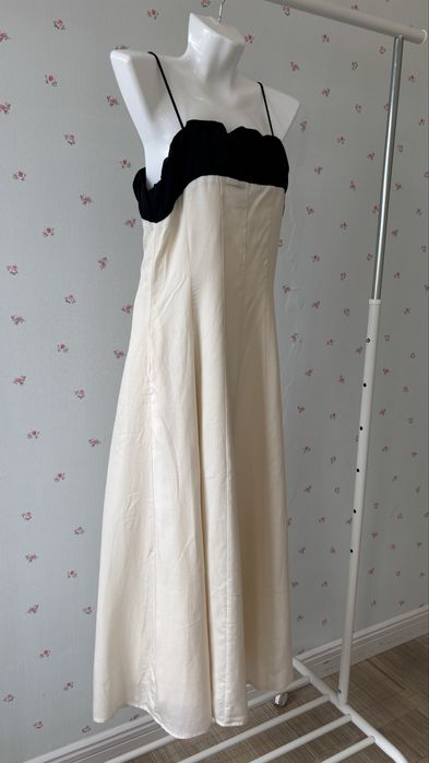 Платье от сингапурского бренда SECOND NATURE