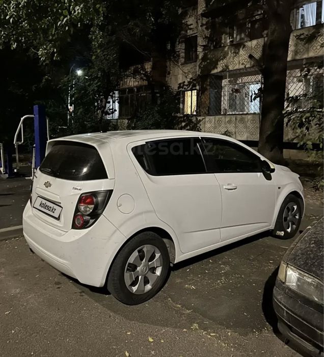 Chevrolet Aveo 2013 год