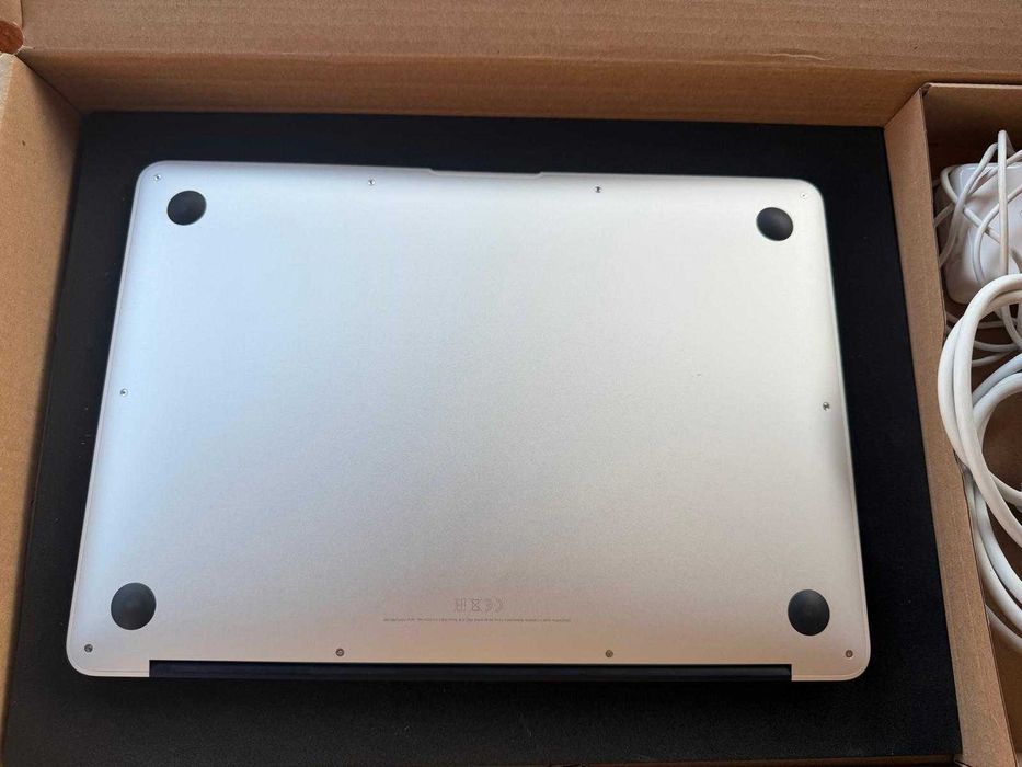 Macbook air 2017 ca nou