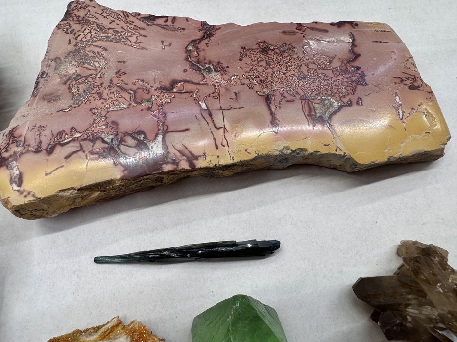 Колекция от 7 Минерала- Кварц,Флуорит,Мокаит,Вивианит,Септария,Галенит