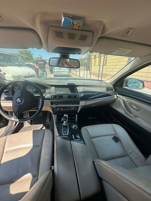 Продавам БМВ F10 на части 520D, 184 к.с. Колата е без двигател, но скоростите са на нея 8hp кутия.
