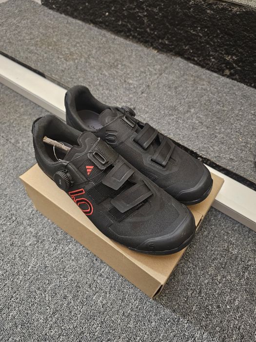 Adidas обувки за колоездене