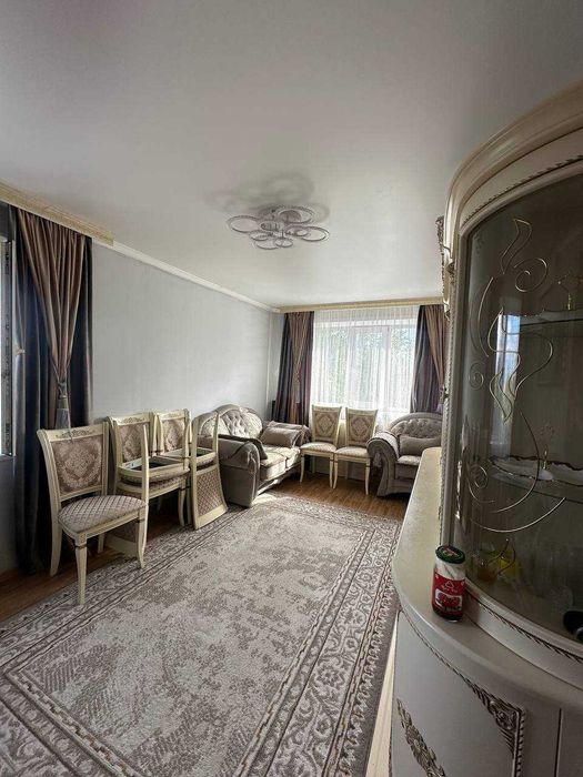 Продам 3-х комнатную квартиру в районе КЖБИ