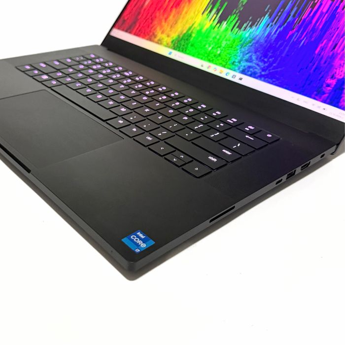 Razer Blade 15/QHD 240Hz/i7-12800H 14x4.80GHz/RTX 3070 Ti/16GB DDR5/1TB