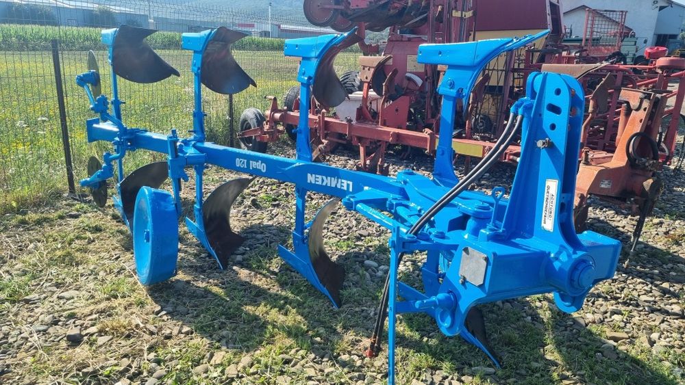 Lemken opal 110 , lemken opal 120 cu 3  . 4 trupite