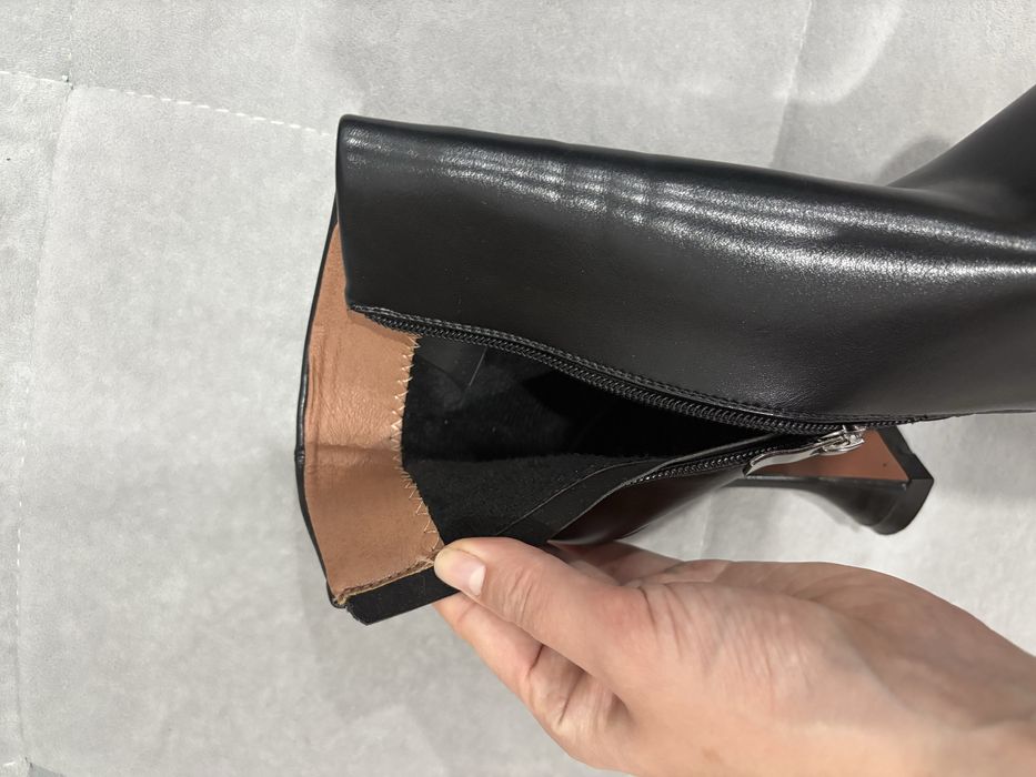 Продается ботинки и ботильоны на каблуках