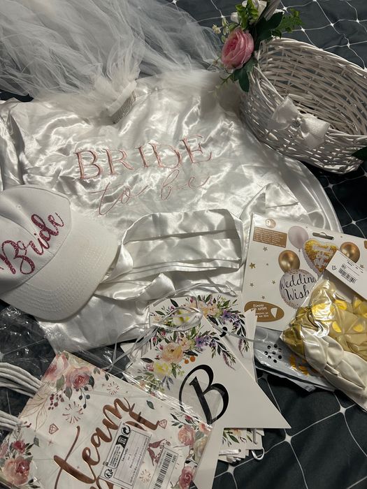 Аксесоари за сватба/халат/кошница