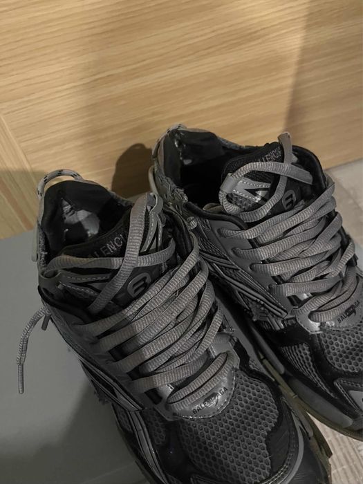 Balenciaga runner 43