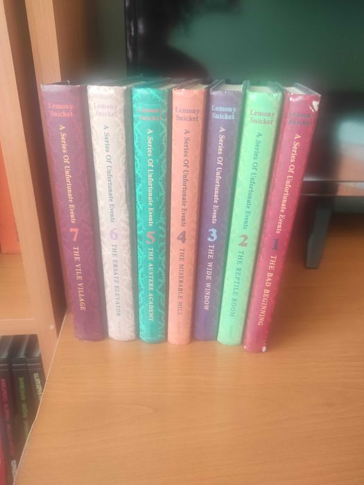 Колекция книги A series of Unfortunate Events