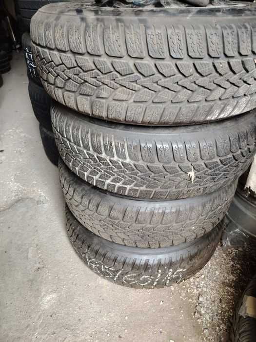 4бр.Зимни гуми 185/65/15 Dunlop Winter Response