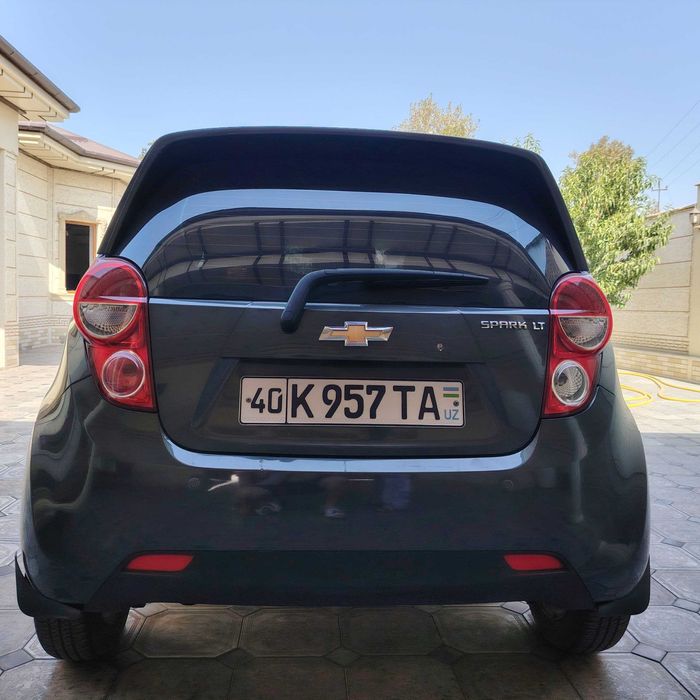 Автомобиль СПАРК