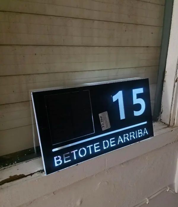 Продам таблички на дом , флюгера под заказ