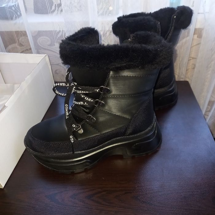 Дамски топли боти нови