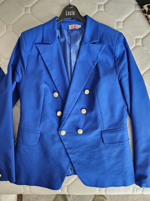 Costum dama verde. NOU Costum albastru