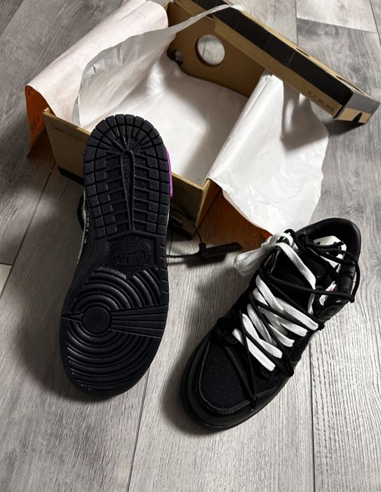 Nike dunks low  × off white lot 50