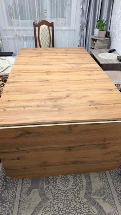 Продам стол книжка