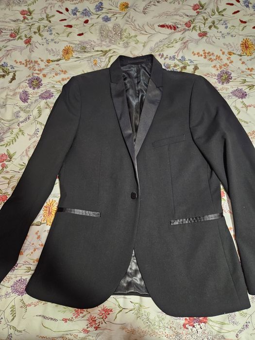 Черно мъжко сако