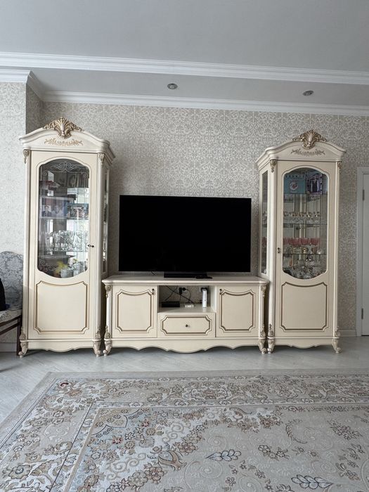 Продам стенку горку в хорошем состоянии