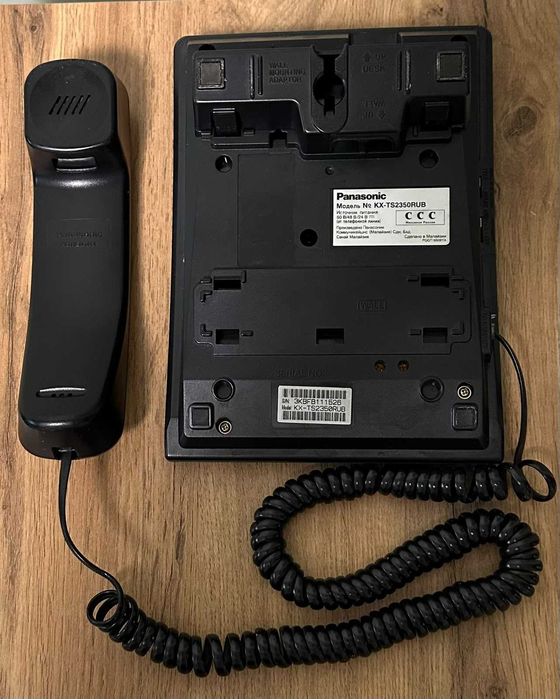 Проводной телефон Panasonic KX-TS2350RUB