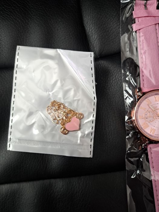 Часовници с гривна